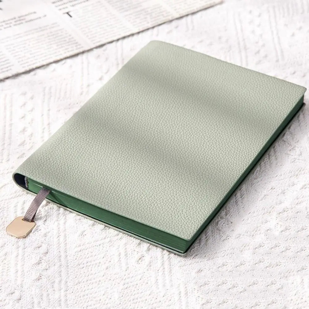 Travel Log Thick Leather Notebook A5 Horizontal Line Meeting Record Book Exquisite Portable Business Notepad Office
